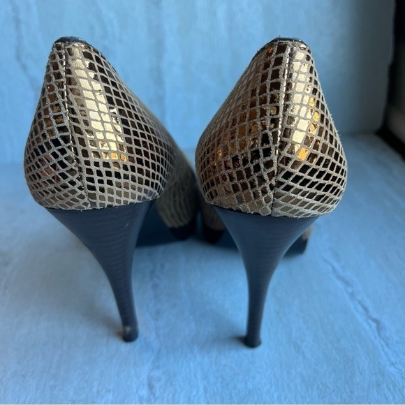 Calvin Klein Pari Bronze/Gold Reptile Pumps Peep Toe 5.5 - Picture 4 of 10